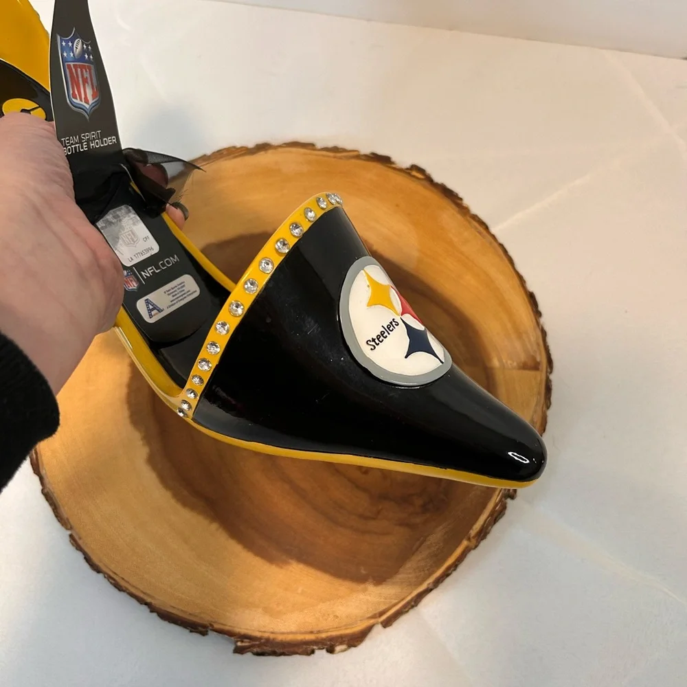 NFL Football Pittsburgh Steelers High Heel Jeweled Team‎ Shoe Wine Holder - Picture 9 of 10
